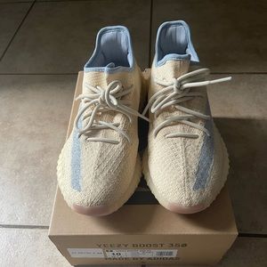 Mens Yeezy Boost 350 linen-  new condition . Worn once